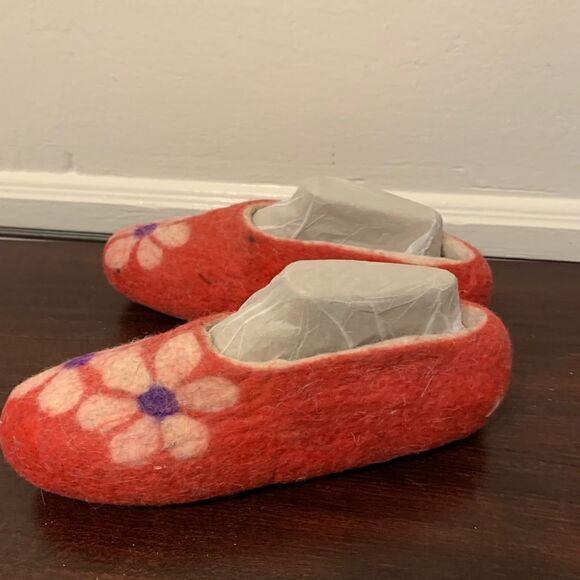 Handmade felt warm slippers from merino wool size 7,5 new - Picture 2 of 6